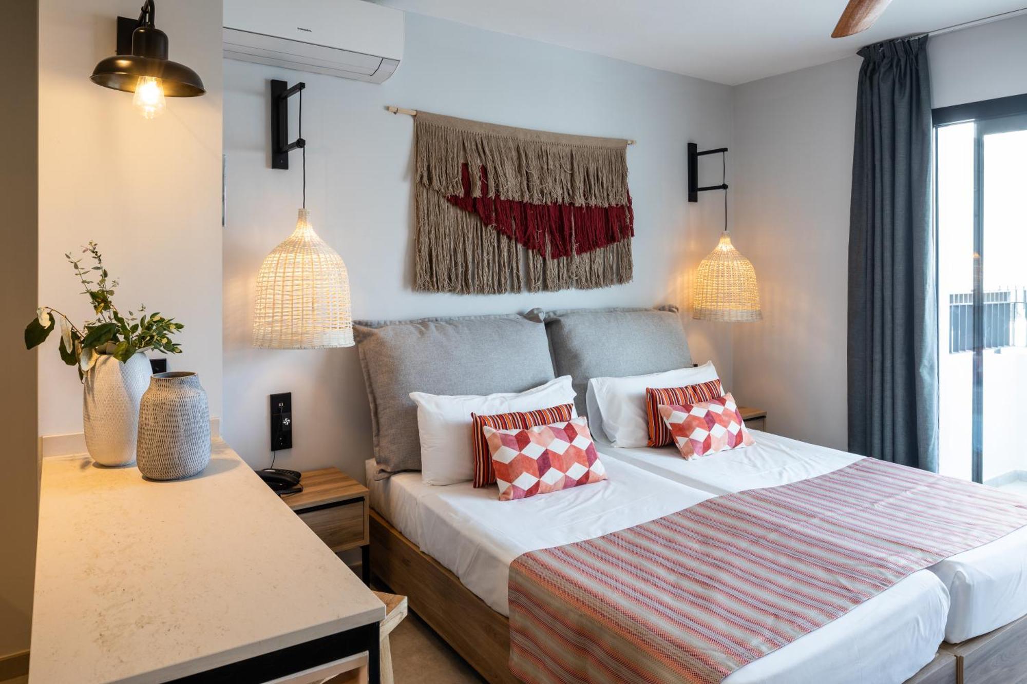 Aparthotel Casita Blanca - Adults Only Сан-Антонио-Абад Экстерьер фото