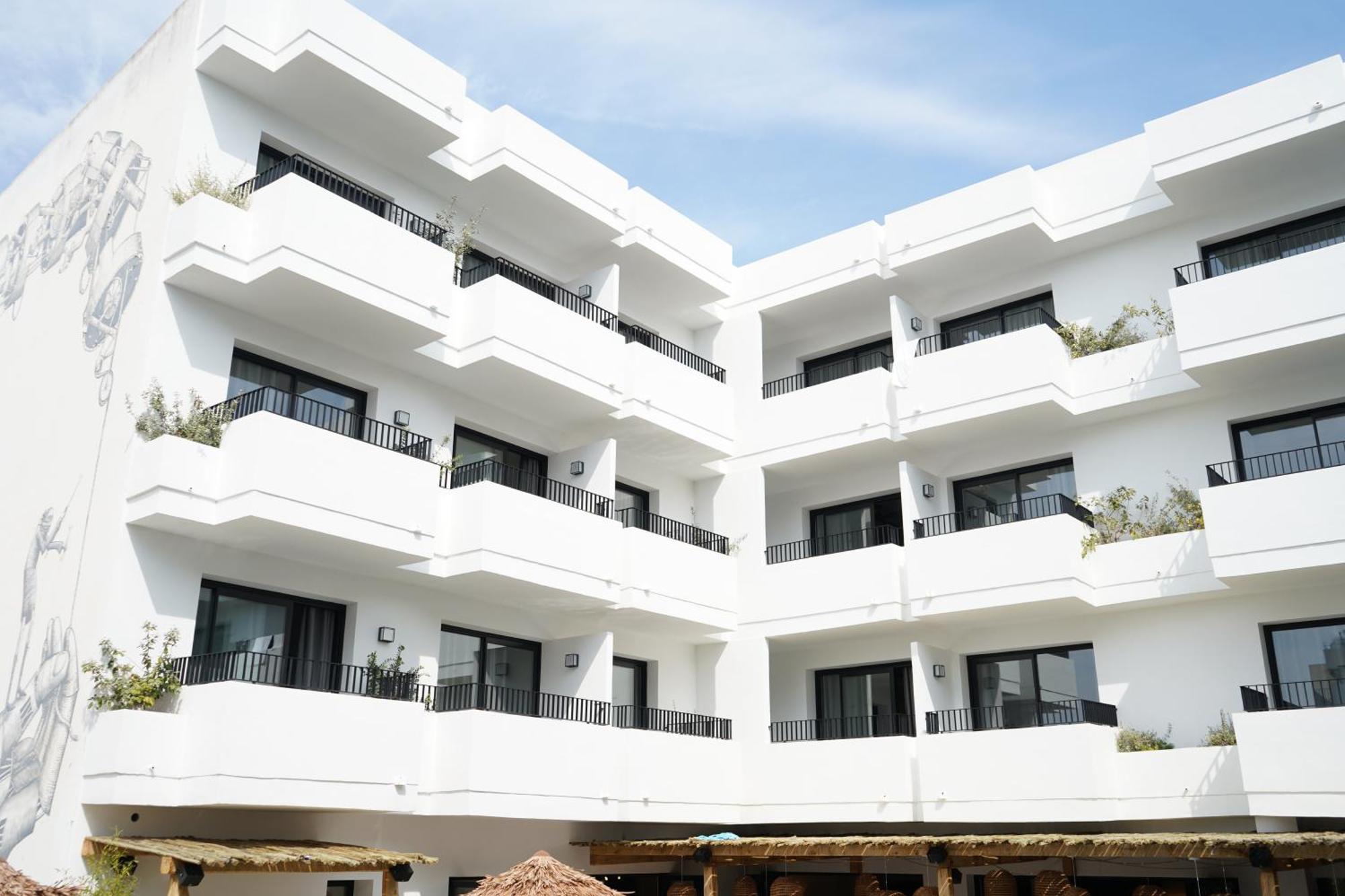 Aparthotel Casita Blanca - Adults Only Сан-Антонио-Абад Экстерьер фото